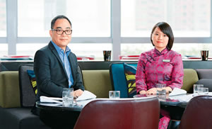 數碼港艾美酒店的員工表示，新穎的培訓模式，促進了年輕及資深同事之間的溝通，增加彼此的默契。
