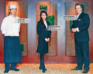 Jay Luk(左)、Kamy Wong(中)、Lars Ruecker(右)