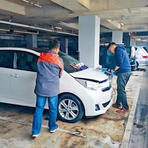 「洗車俠」使用無水洗車技術,毋須打水洗車,增加洗車服務的彈性。