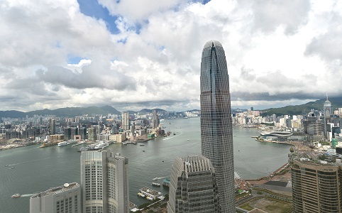 現時物業管理行業請人難，康業利用科技彌補前&#32171;同事的人手不足。