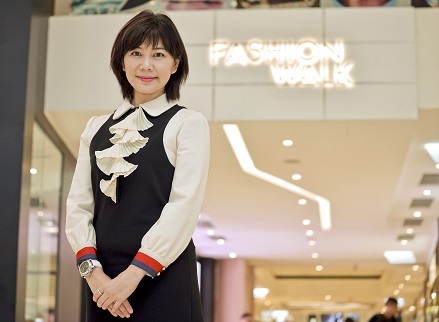 蔡碧林指出,現今的「fashion」是廣泛至一種生活品味,包括整個人的裝扮、購物及用餐地點等。