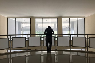 究竟是甚麼阻礙了我們有勇氣地向朋友揭露自己隱藏的一面,坦誠分享自己的心底話呢?