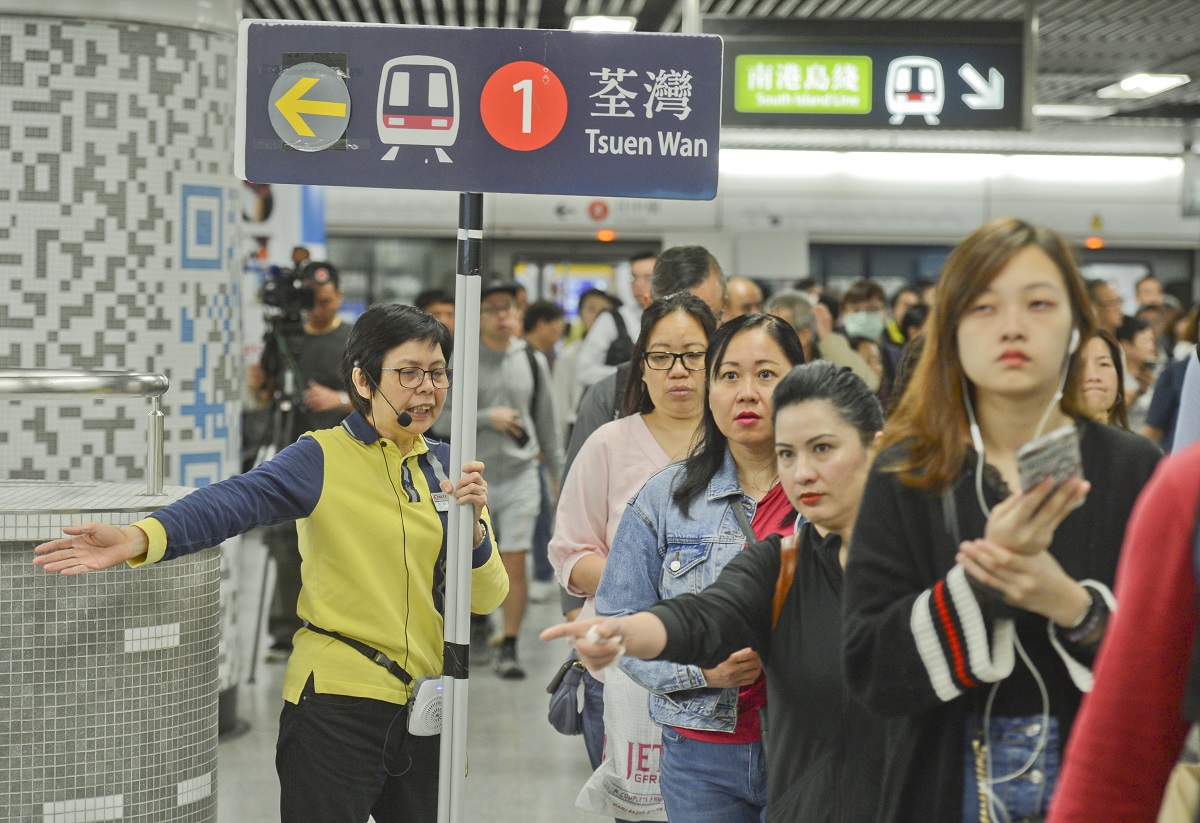 港鐵宣布加薪2.1%至6.3% 。