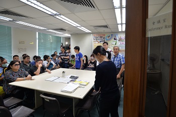 港府積極推動香港成為亞太區主要爭議解決中心,為倡議以調解方式解決爭議及使調解通訊得以保密,於2013年實施《調解條例》。