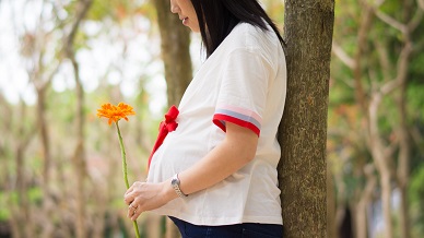 對於美玲而言,她所期望能滿足的包括公平的待遇、健康安全的待產環境,以及良好的工作紀錄。