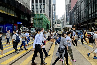 內地8月放寬港澳律師北上執業安排,考獲大灣區執業資格後將可從事特定法律服務。