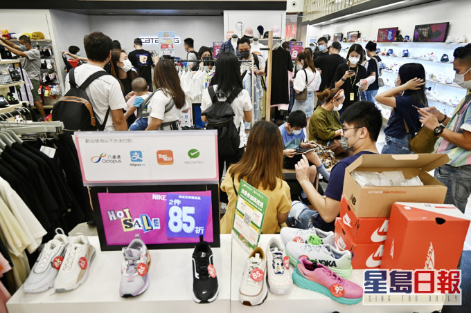 調查指市民消費意欲回升。