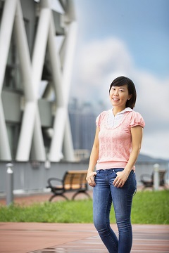 香港知專設計學院數碼媒體學系講師陳中中(Joan)。