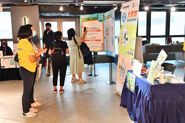 《JobMarket》將於9月8日(星期三)在觀塘The Wave舉辦「職Fun市集招聘進修展」,屆時涵蓋不同行業的公司代表會親臨現場,為應徵者提供即場面試的機會。