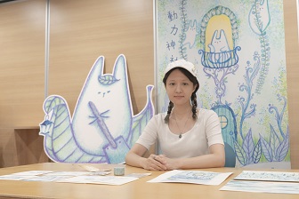 二十多歲的水水曾受情緒困擾,卻無阻繪畫的熱情,於2017年創立品牌「動力神社」的原創角色「水水」。