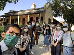 陳智遠(左一)指,爆發第五波疫情後,即時取消本月四十個實體團。