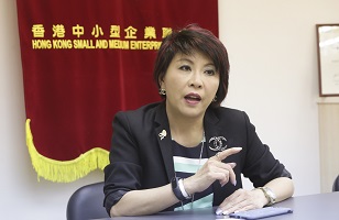 香港中小企業聯合會會長麥美儀贊同「保就業計畫2022」做法,並指政府資源有限,今次計畫能夠精準幫助有需要的企業及僱員。