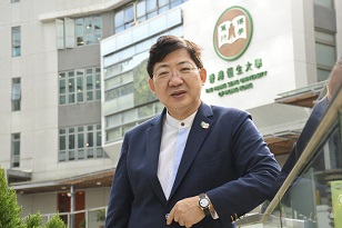 何順文預計,金融業對科技人才需求增加,現時課程已加入人工智能及大數據。