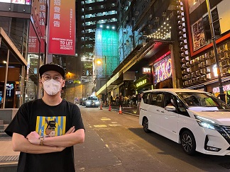 Ricky原在蘭桂坊經營兩家酒吧,但不敵疫情於去年結業,現時其於銅鑼灣的另一酒吧仍未復業白交租。