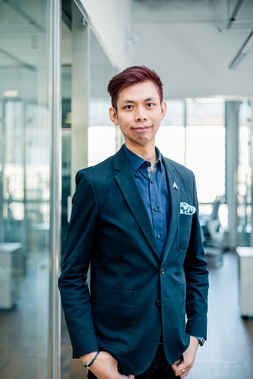 Hubert認為有些家長為子女安排專責補習老師跟進每一學科，結果孩子的時間表全被填滿，根本沒有空間發展興趣、建立人際網絡。