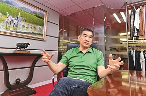 前立法會議員鍾國斌指,廠商可把握機會融入減碳商機。
