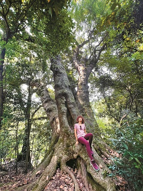 性格陽光的Amanda踏遍山野，殊不知過去曾罹患癌症跌至谷底。