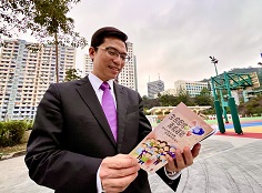 他盼望當局於中小學加強宣傳器官捐贈,讓下一代理解施與受的得着和意義。