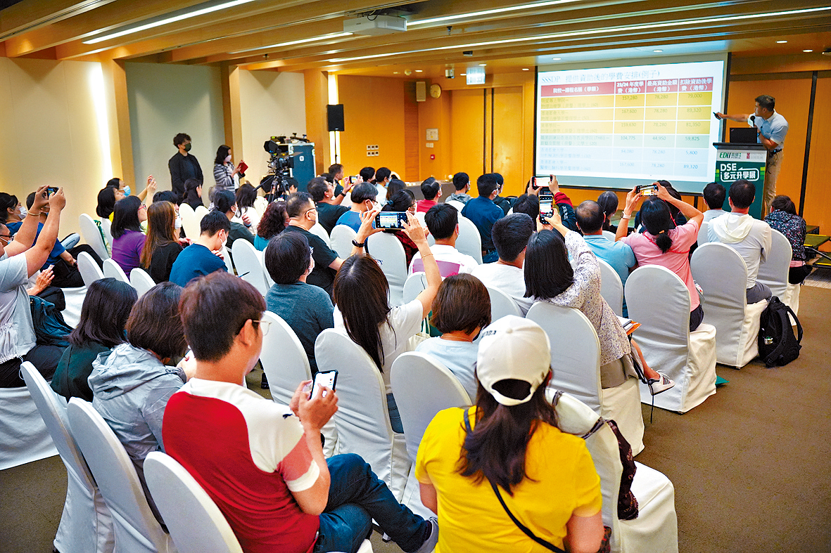 「大學路多元升學展2025」將於6月21日舉行，歡迎中四至中六學生及家長、老師及升學輔導人員到場參觀。
