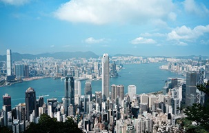 隨着香港職場環境的不斷演變,企業需要持續適應年輕世代的需求,通過創新的人才策略及包容的文化來吸引及留住新血。